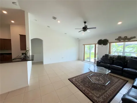 3311 Bent Paddle Drive Kissimmee FL 34746