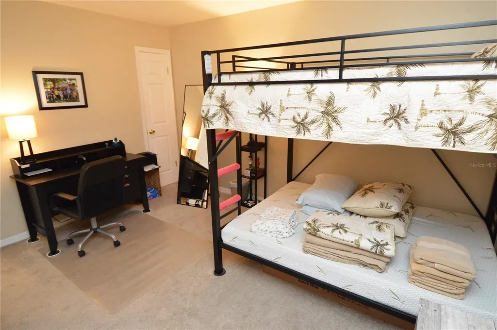 121 Seahorse Drive SE St Petersburg FL 33705