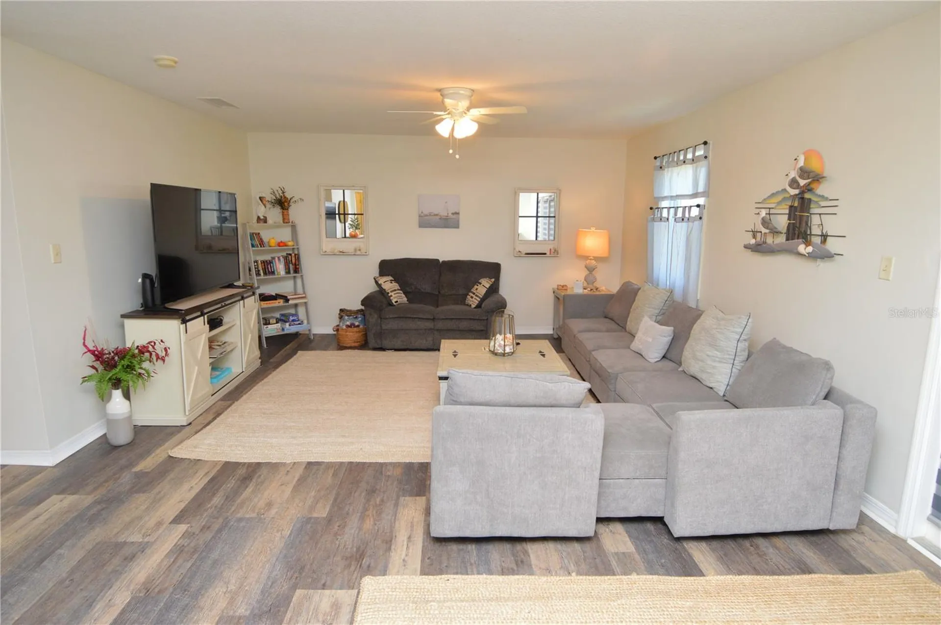 121 Seahorse Drive SE St Petersburg FL 33705