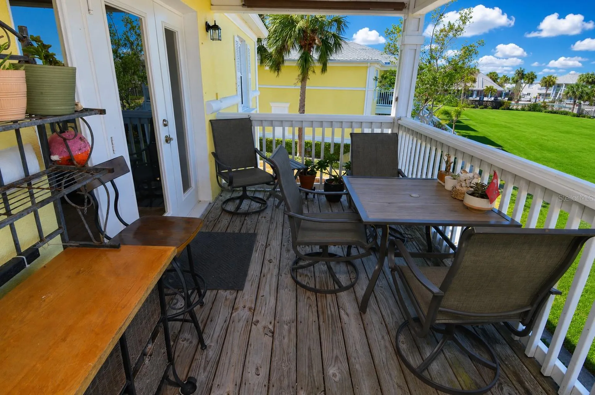 121 Seahorse Drive SE St Petersburg FL 33705