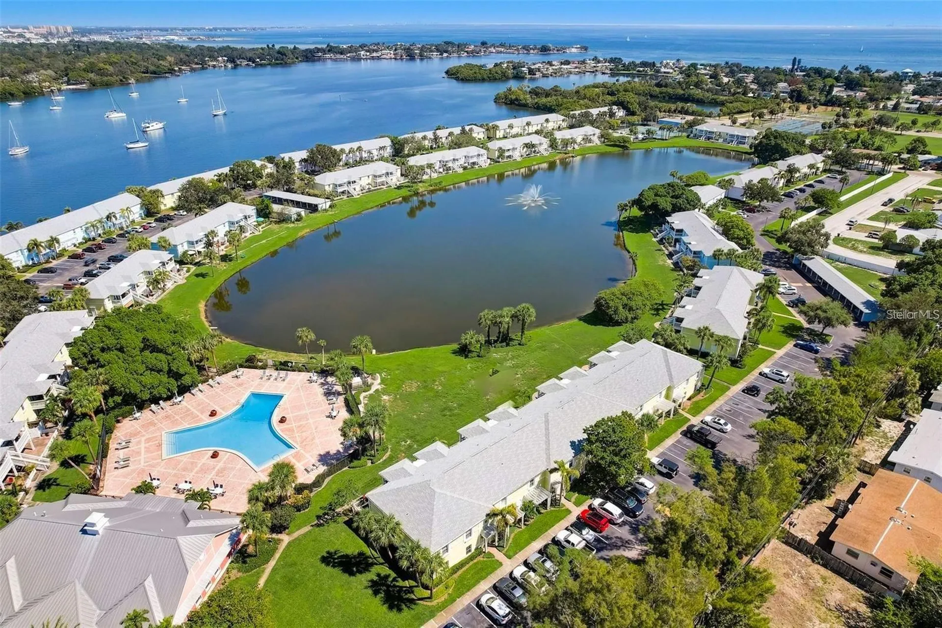 121 Seahorse Drive SE St Petersburg FL 33705