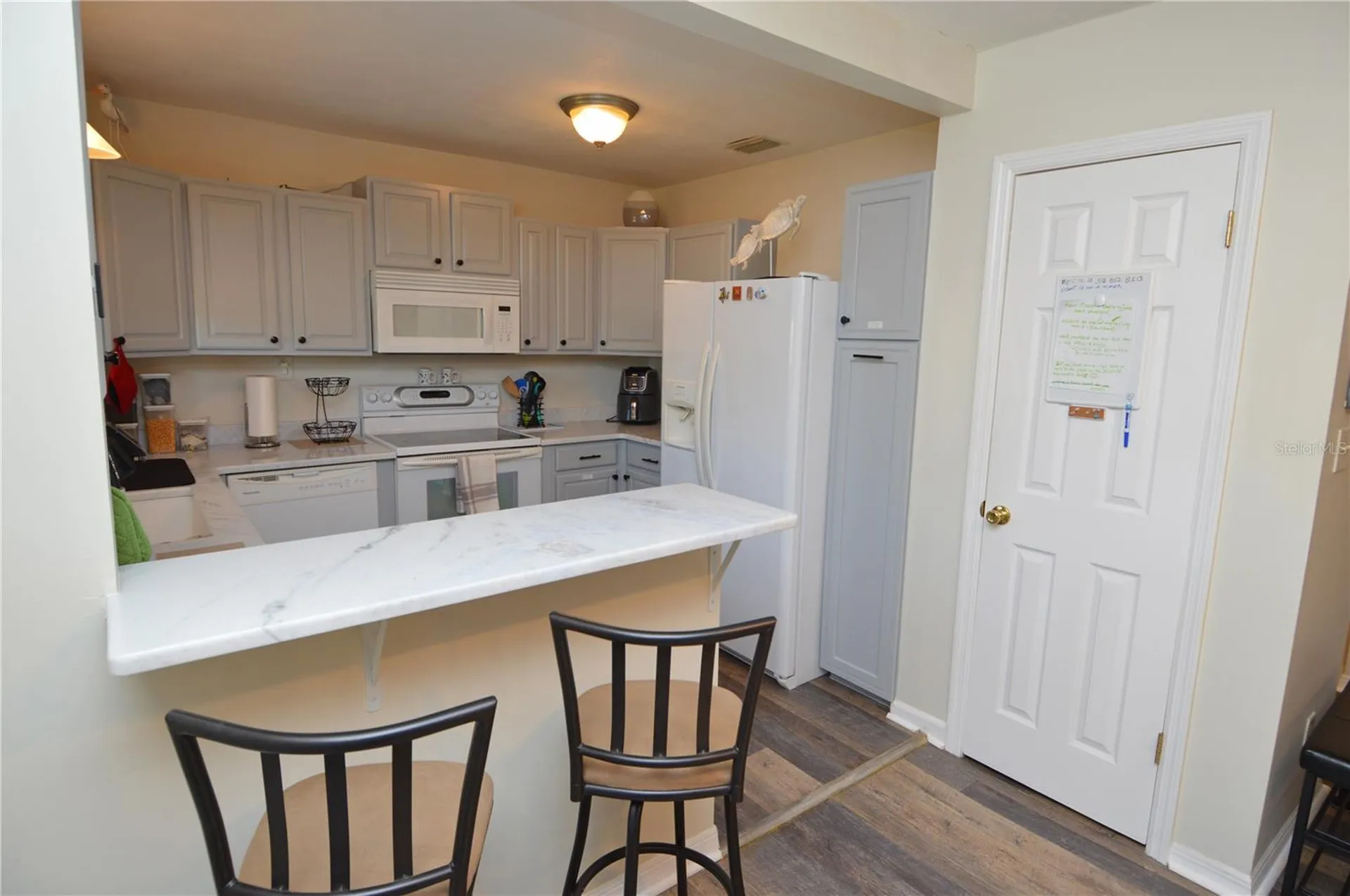 121 Seahorse Drive SE St Petersburg FL 33705