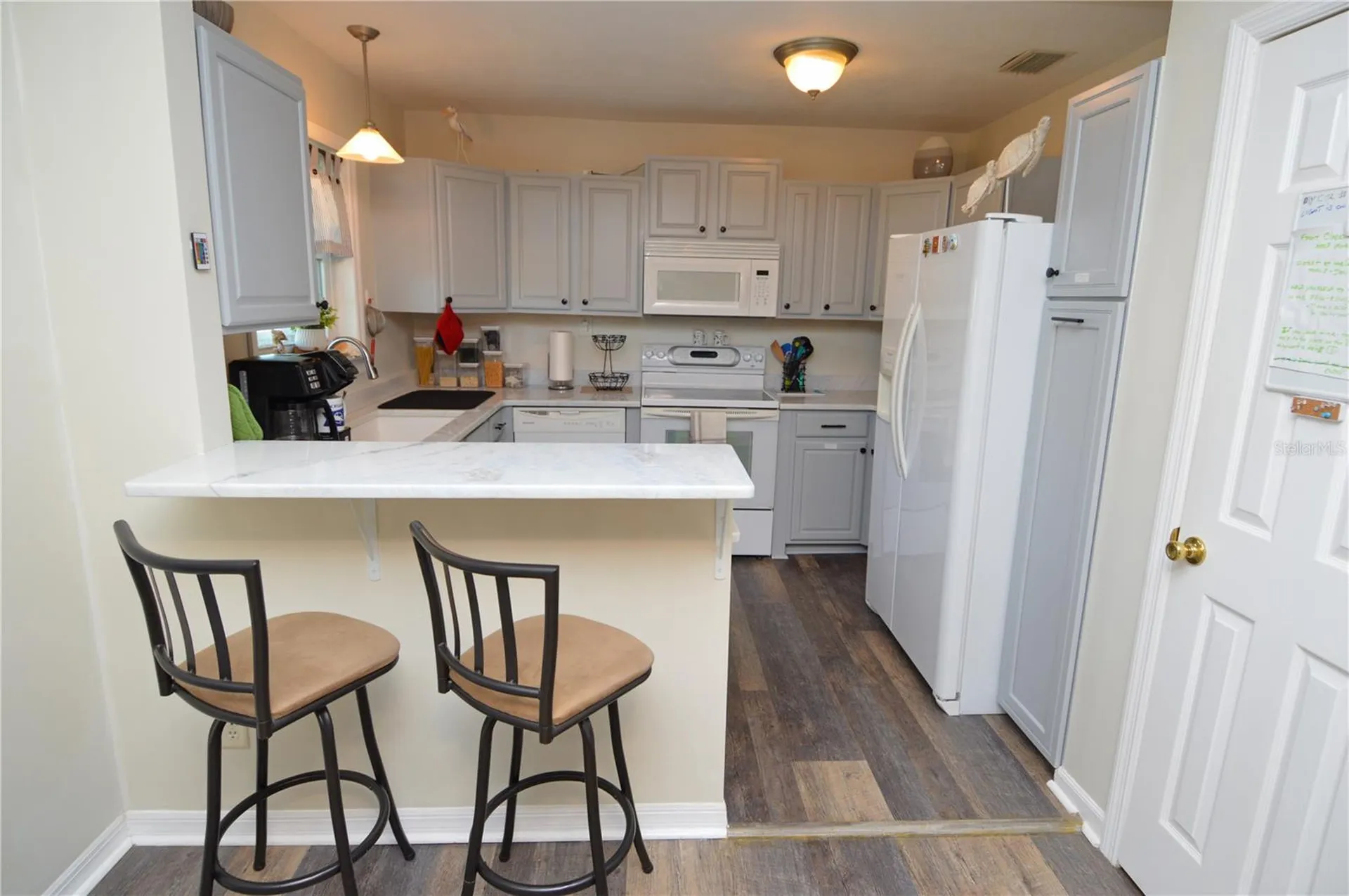 121 Seahorse Drive SE St Petersburg FL 33705