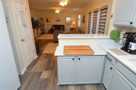 121 Seahorse Drive SE St Petersburg FL 33705
