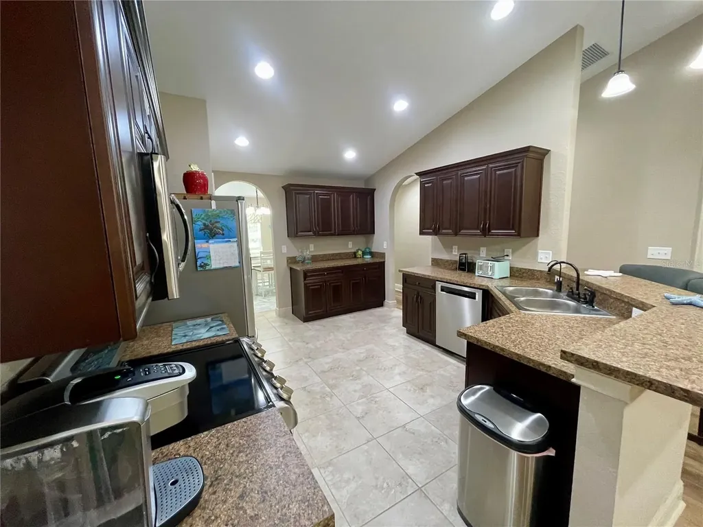 3920 SE 142nd Street Summerfield FL 34491