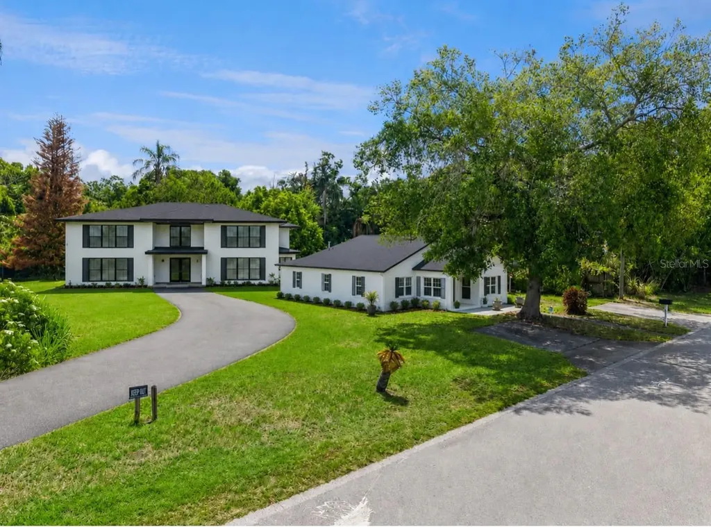 1203 Sasoon Avenue Orlando FL 32803