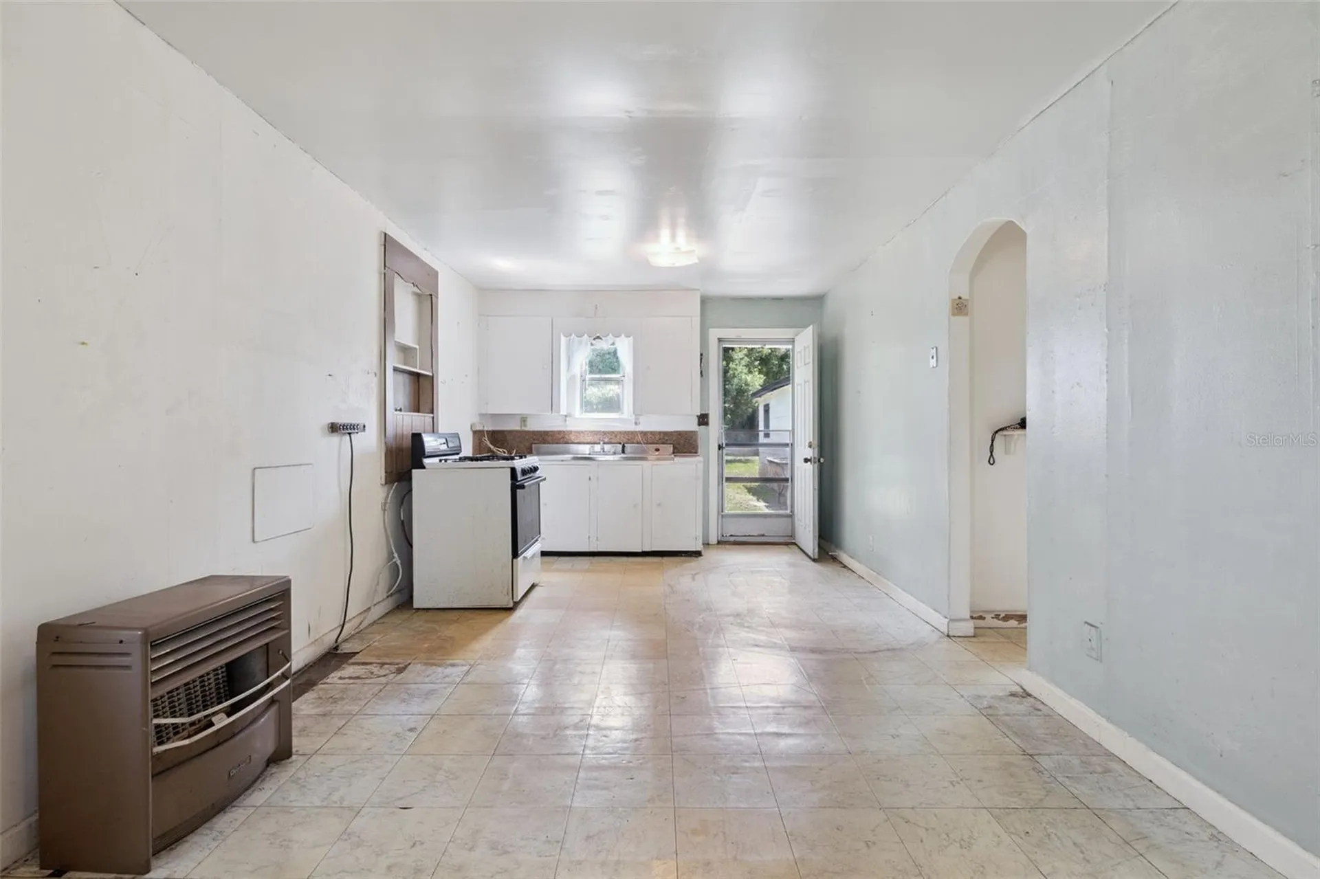 1203 Sasoon Avenue Orlando FL 32803