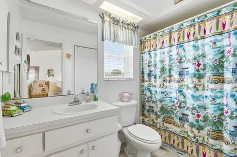 2882 N Comanche Point Crystal River FL 34429
