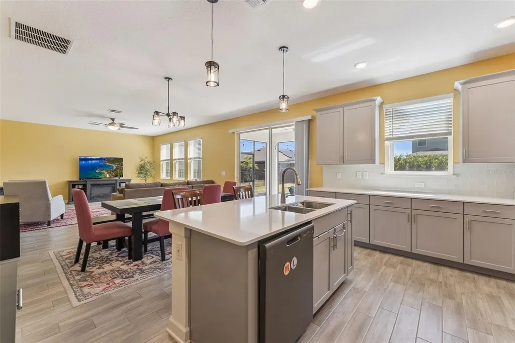 11533 Rhyme Avenue Orlando FL 32832