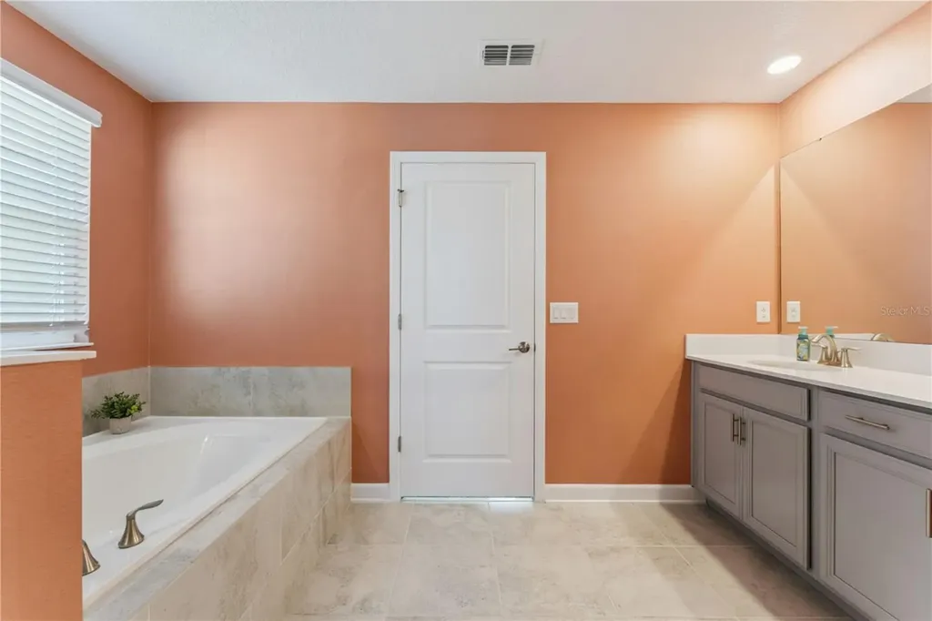11533 Rhyme Avenue Orlando FL 32832