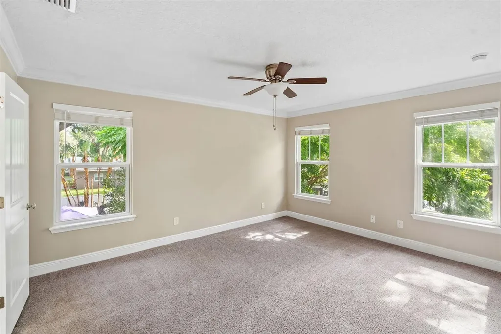 2544 Mayer Street Orlando FL 32806