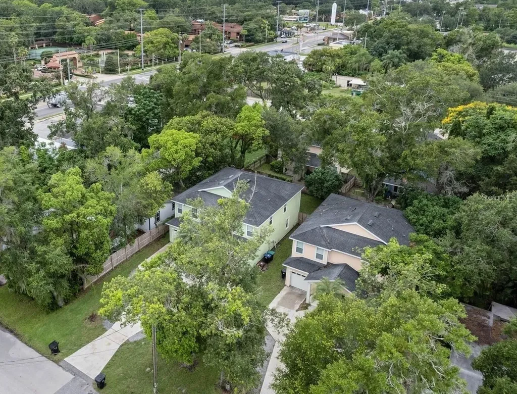 2544 Mayer Street Orlando FL 32806