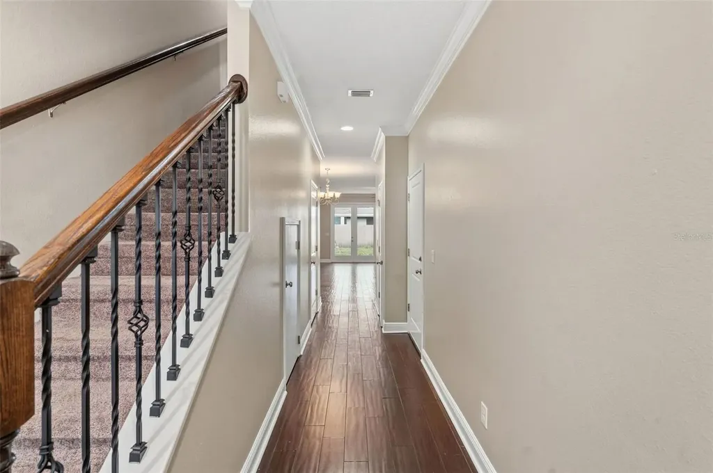 2544 Mayer Street Orlando FL 32806