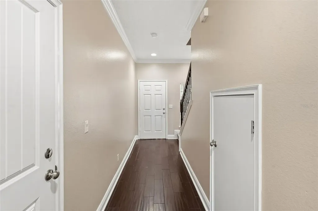 2544 Mayer Street Orlando FL 32806