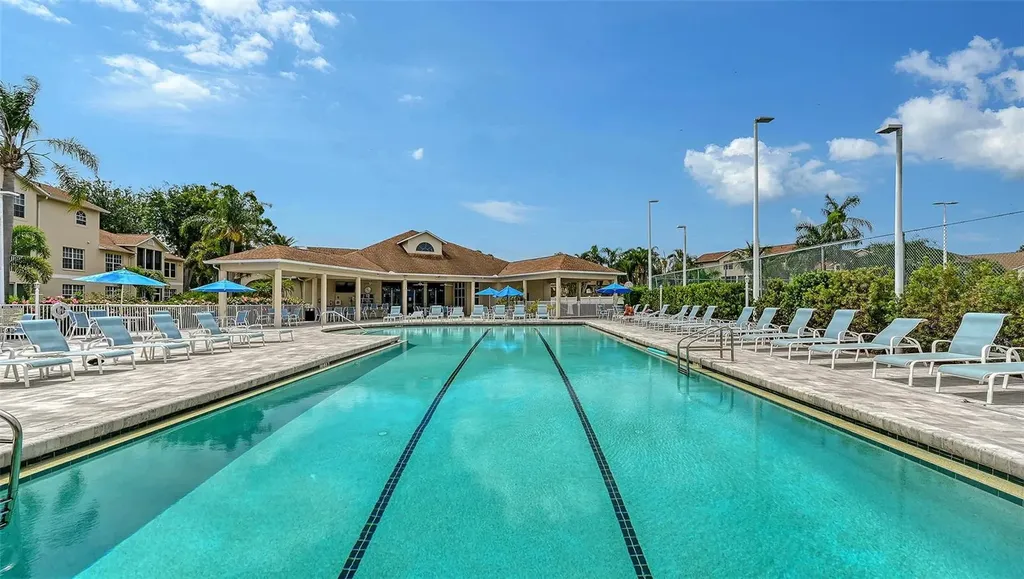 8370 Wingate Drive Sarasota FL 34238