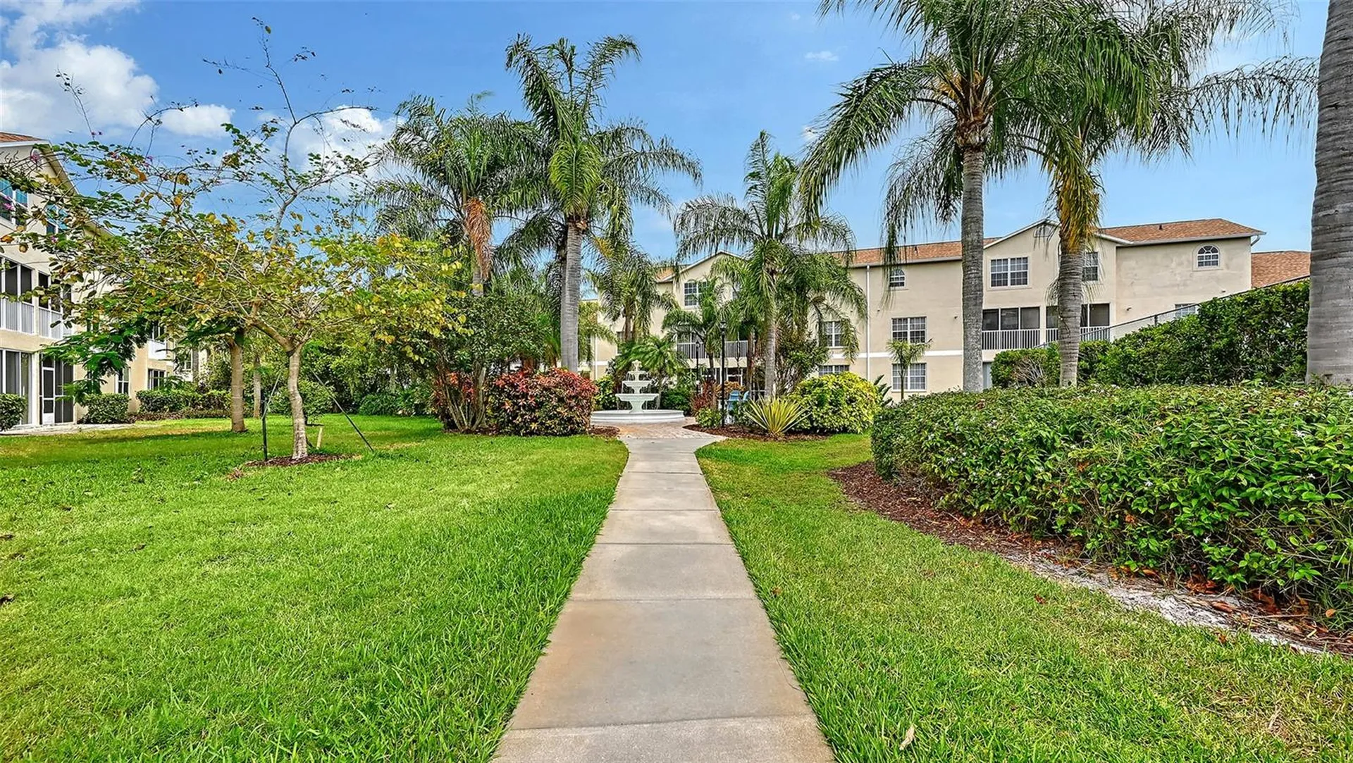 8370 Wingate Drive Sarasota FL 34238