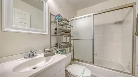 8370 Wingate Drive Sarasota FL 34238