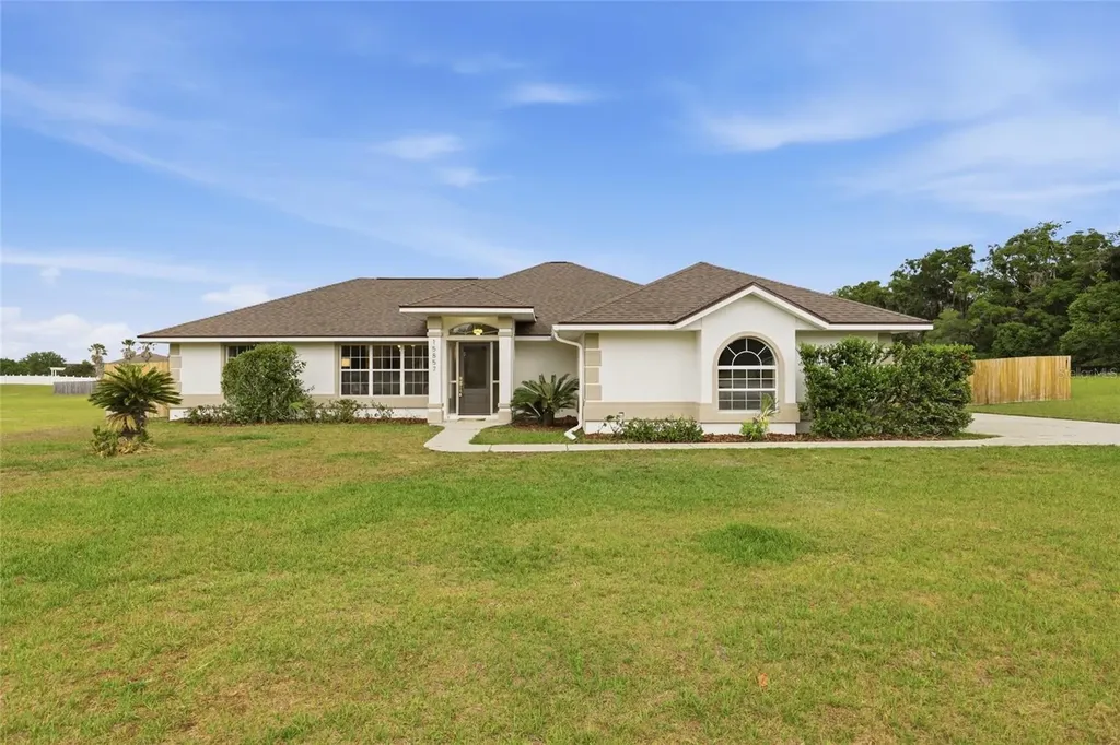 15857 NW 249th Terrace High Springs FL 32643