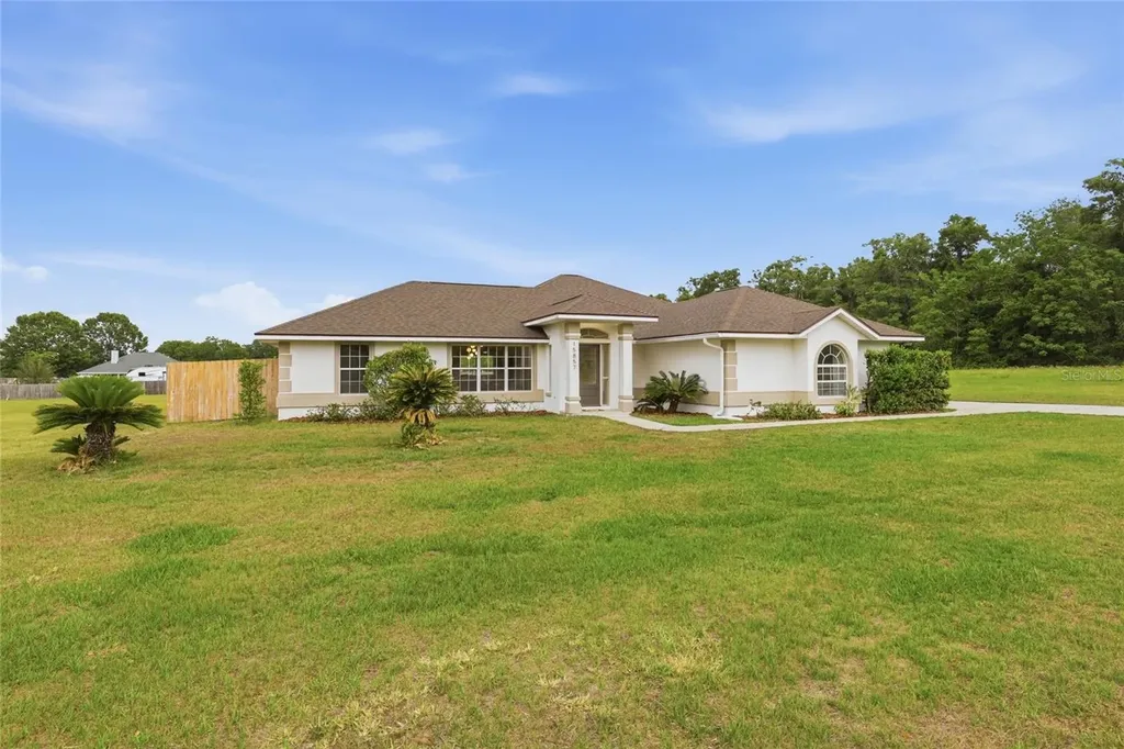 15857 NW 249th Terrace High Springs FL 32643