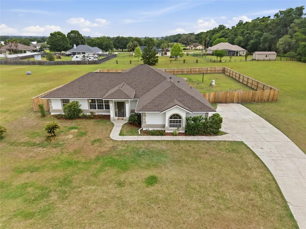 15857 NW 249th Terrace High Springs FL 32643