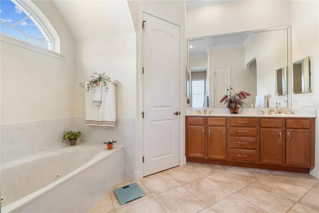 6426 SE 10th Street Ocala FL 34472