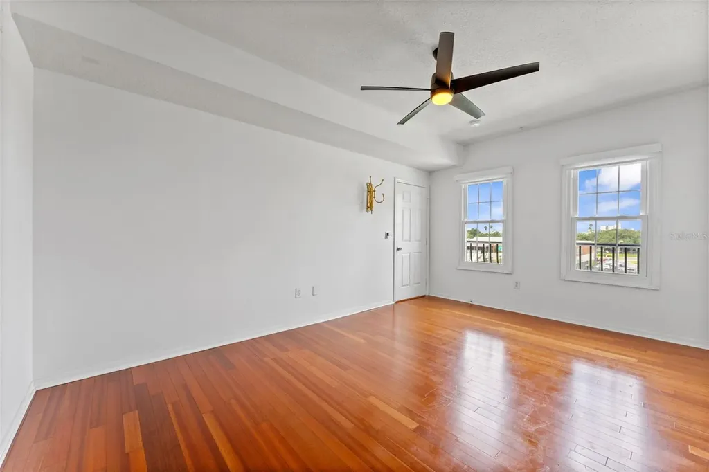 501 Knights Run Avenue Tampa FL 33602