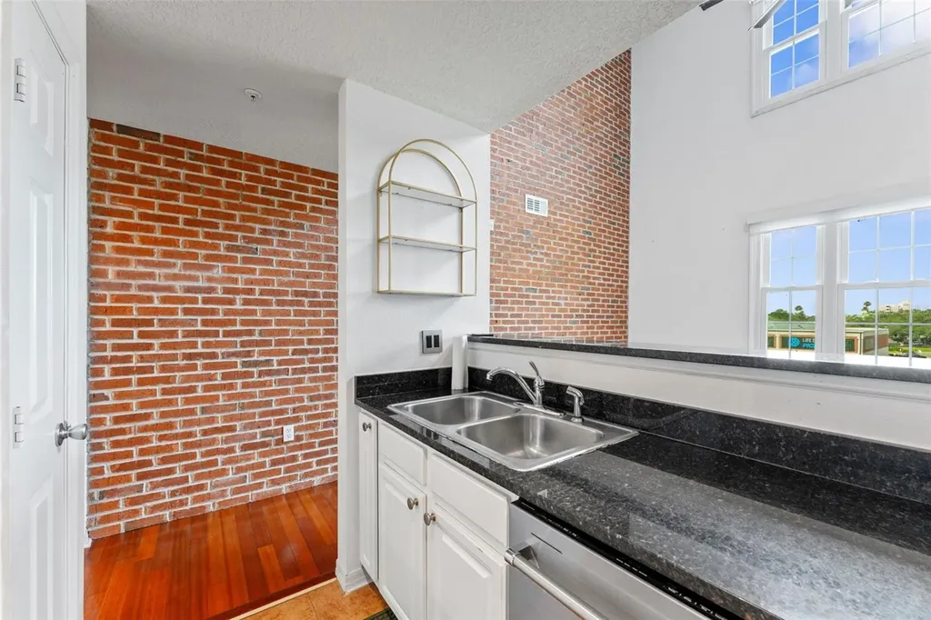 501 Knights Run Avenue Tampa FL 33602