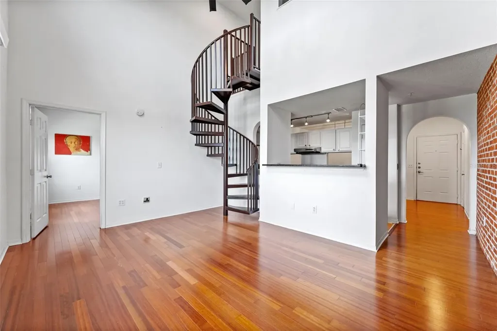 501 Knights Run Avenue Tampa FL 33602