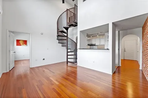501 Knights Run Avenue Tampa FL 33602