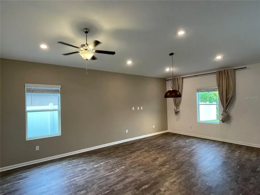 972 Ocean Spray Drive Ruskin FL 33570