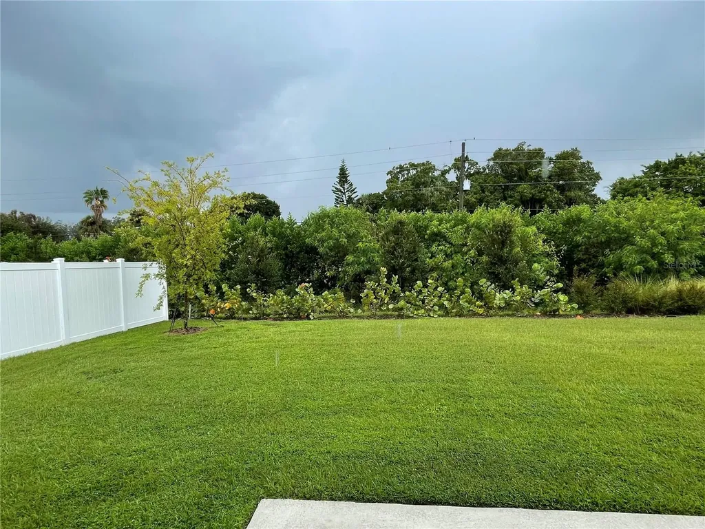 972 Ocean Spray Drive Ruskin FL 33570