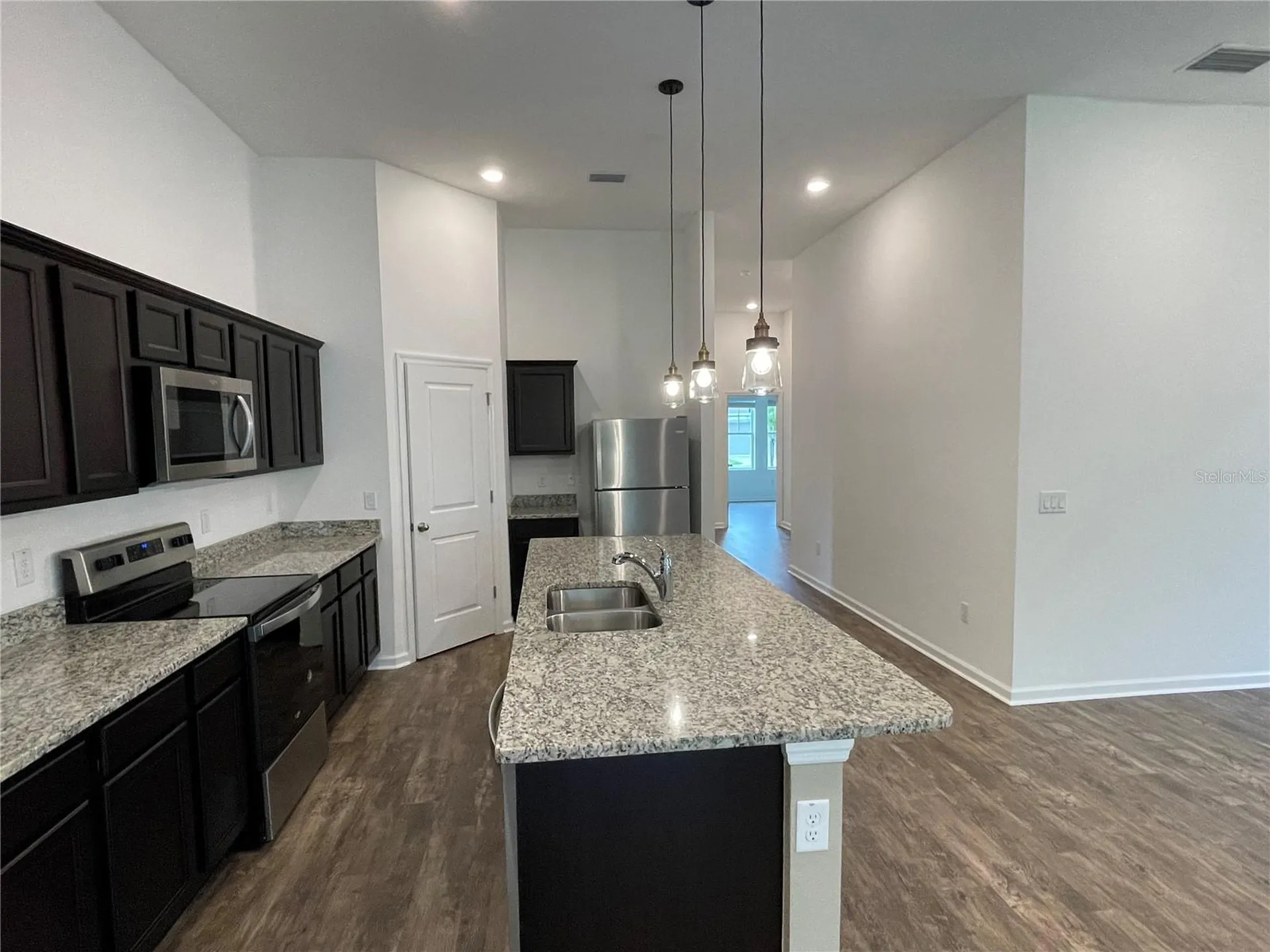 972 Ocean Spray Drive Ruskin FL 33570