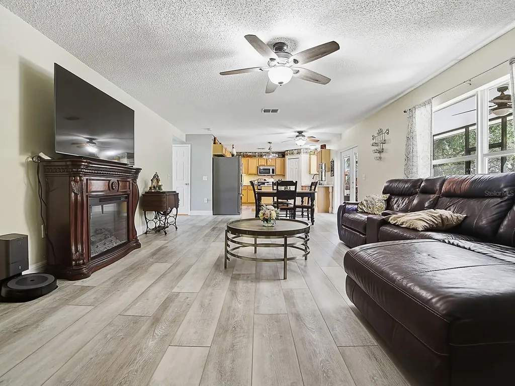 2542 Sheila Drive Apopka FL 32712
