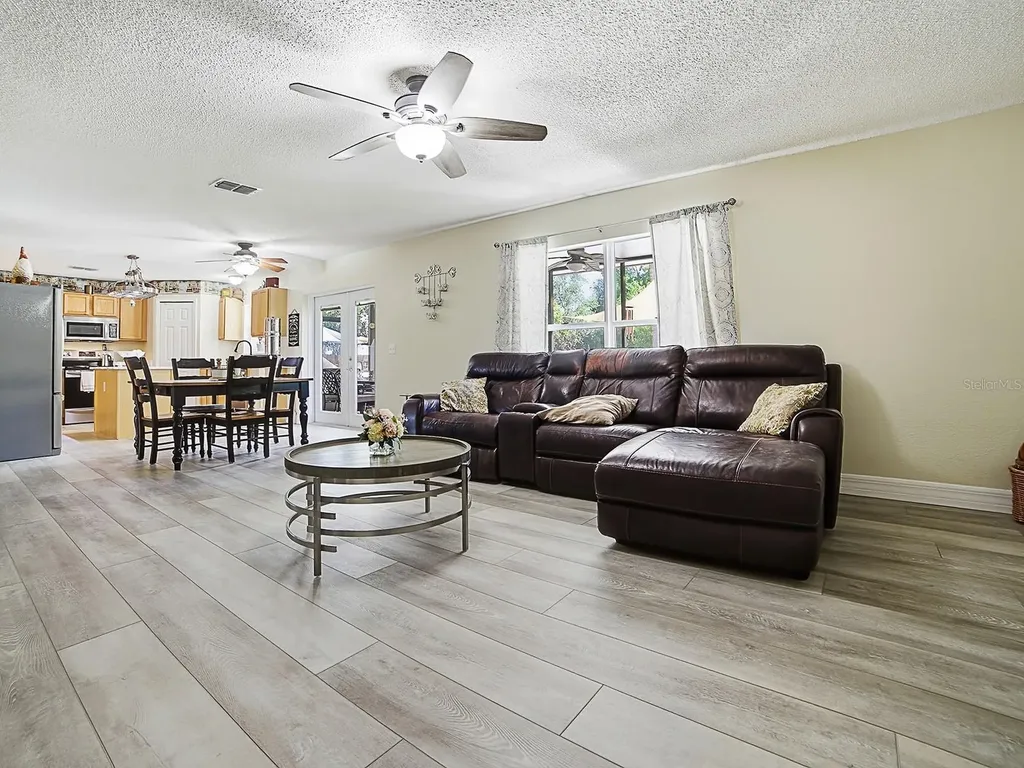 2542 Sheila Drive Apopka FL 32712