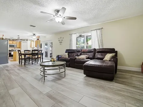 2542 Sheila Drive Apopka FL 32712