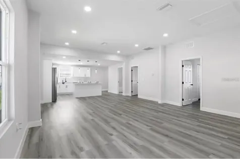 506 N Warnell Street Plant City FL 33563