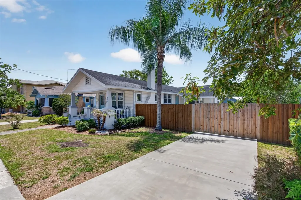 839 E Lime Street Lakeland FL 33801