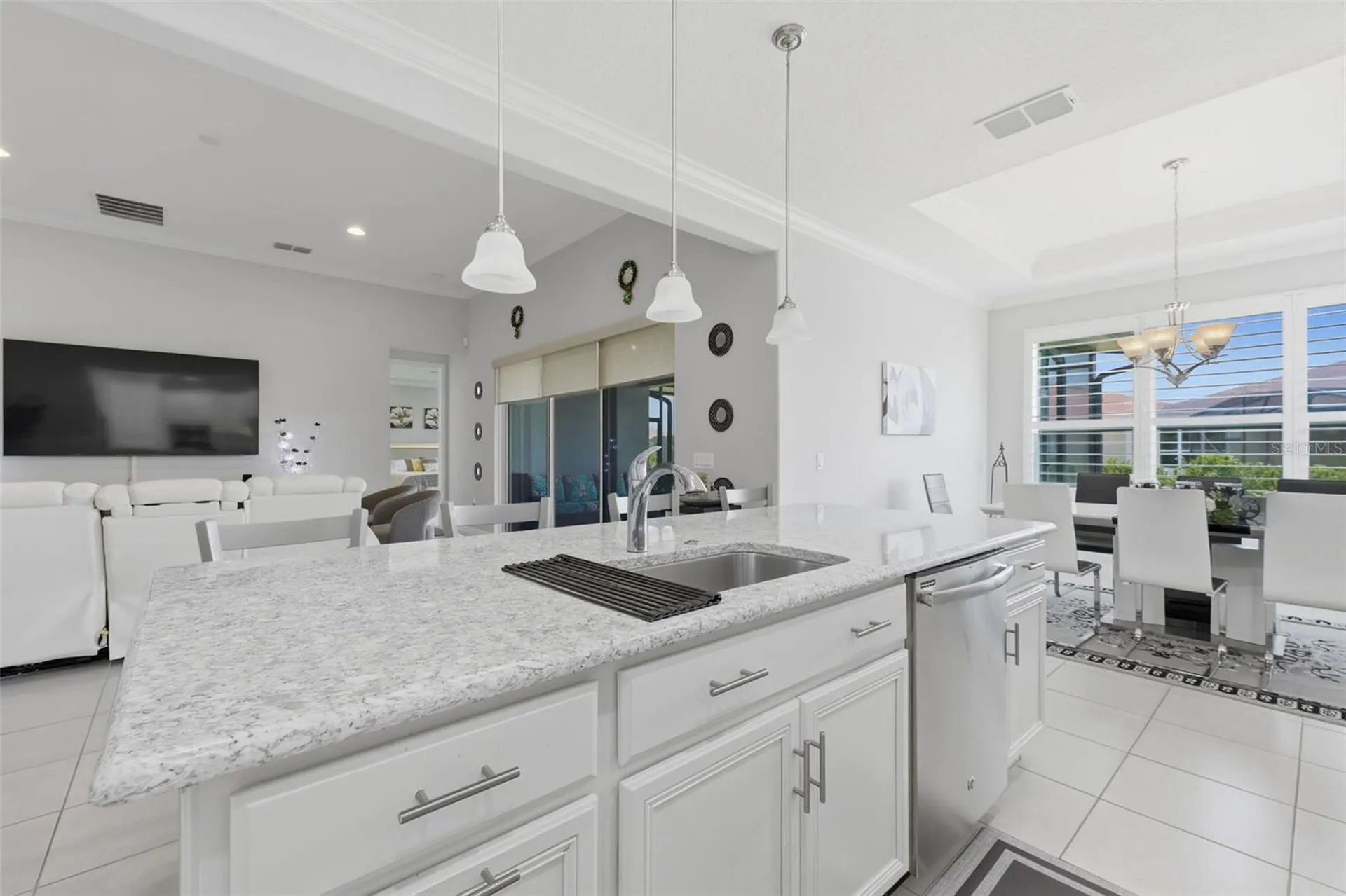 454 Colony Orchard Court Kissimmee FL 34759
