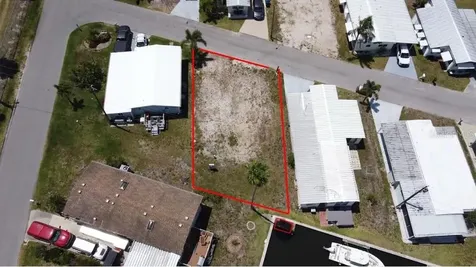 292 Nassau Drive Palmetto FL 34221