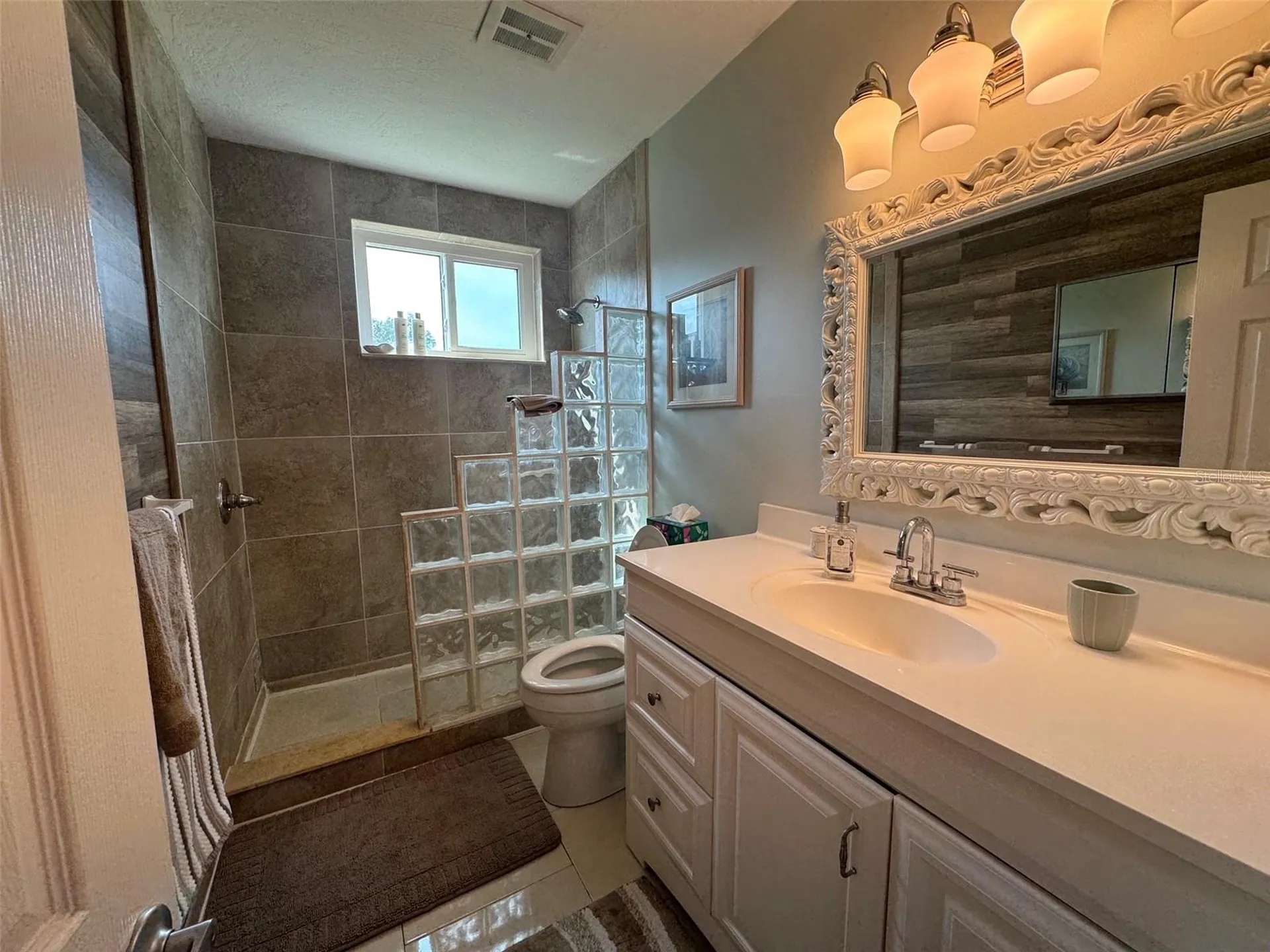 2040 World Parkway Boulevard Clearwater FL 33763