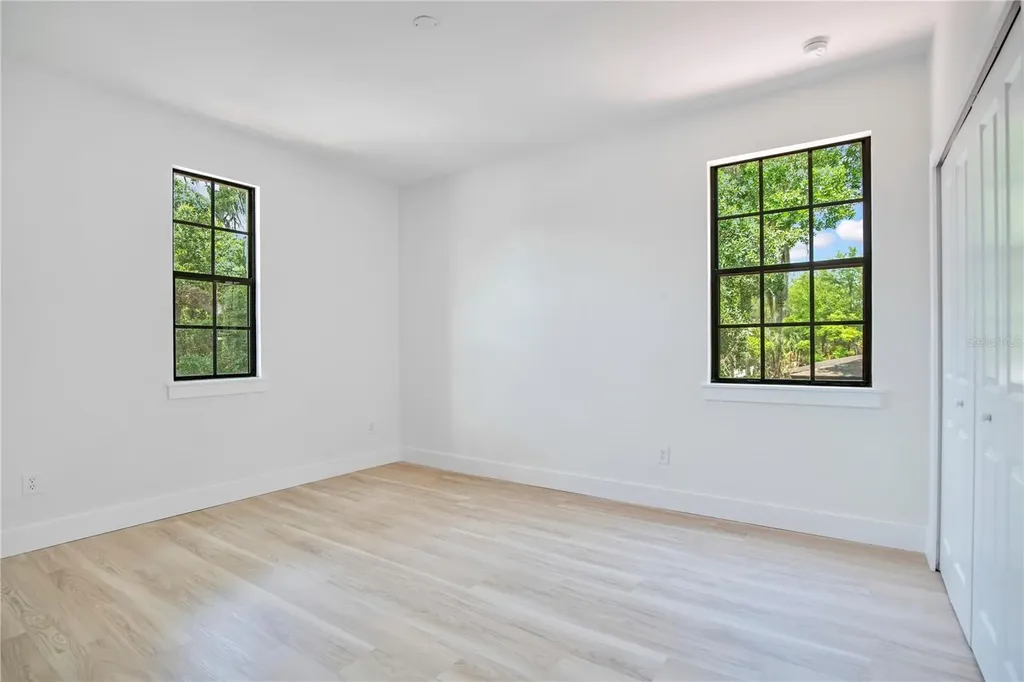136 E Esther Street Orlando FL 32806