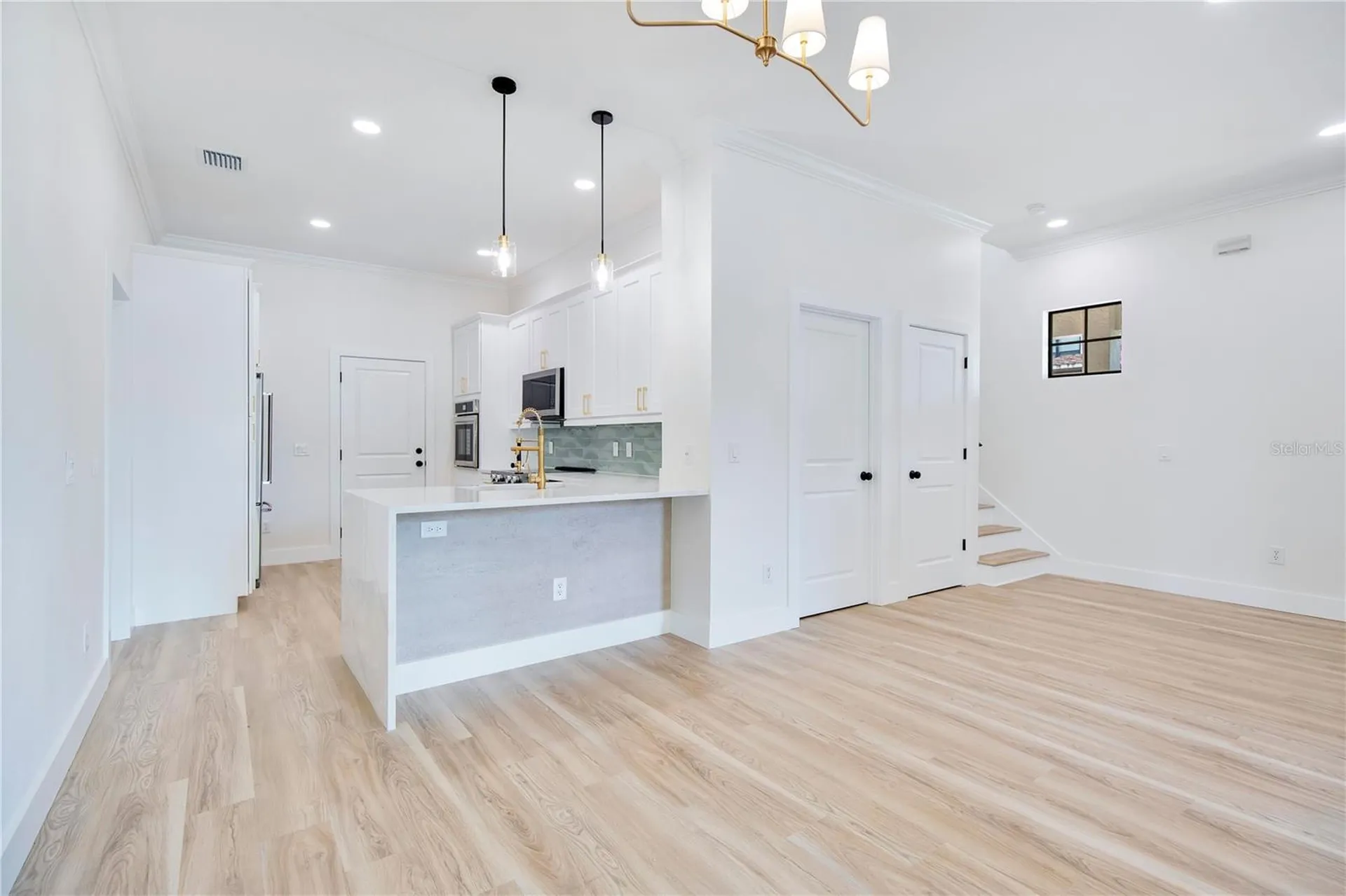 136 E Esther Street Orlando FL 32806