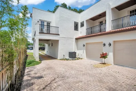 136 E Esther Street Orlando FL 32806
