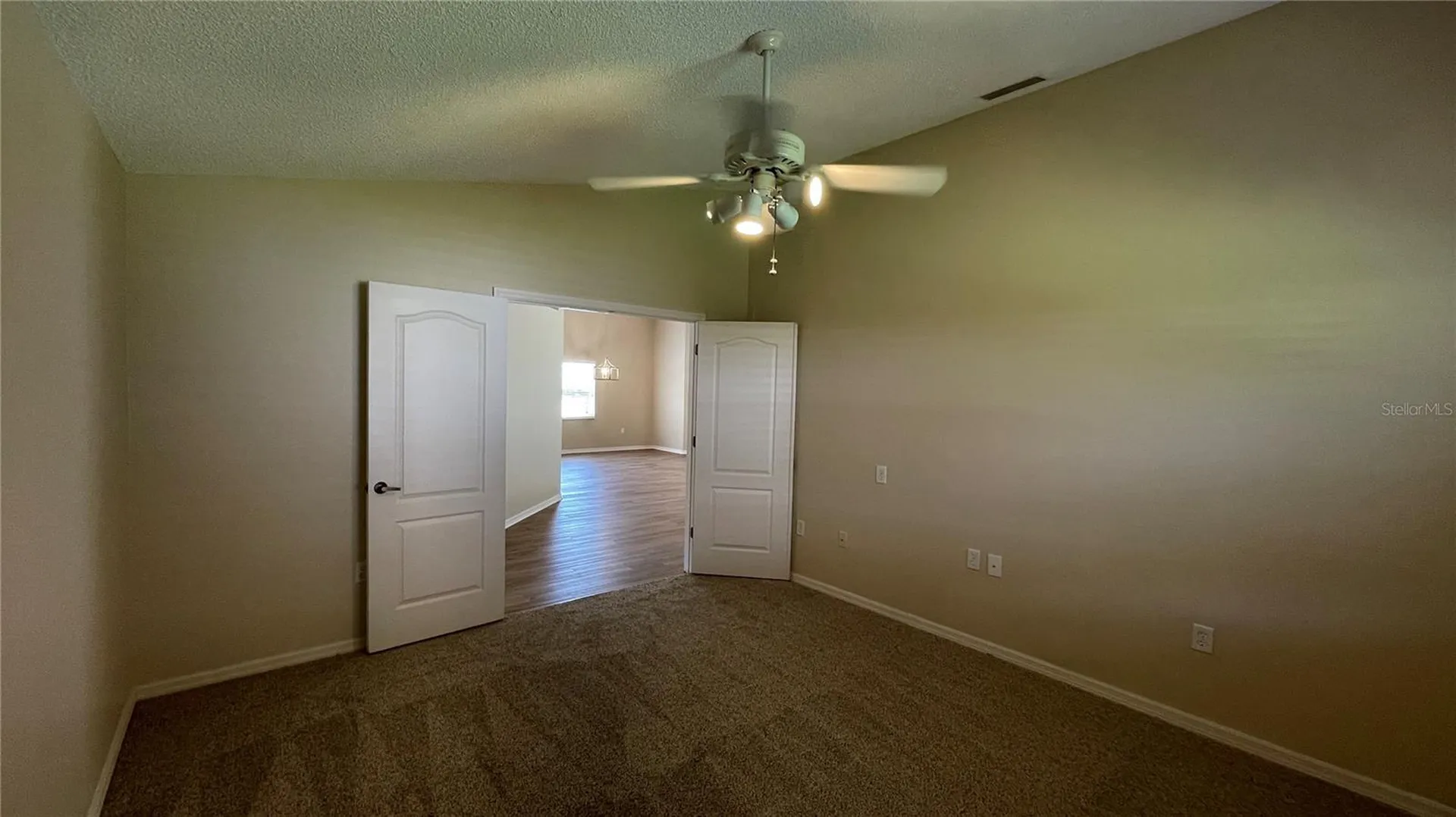 4456 Del Sol Boulevard Sarasota FL 34243