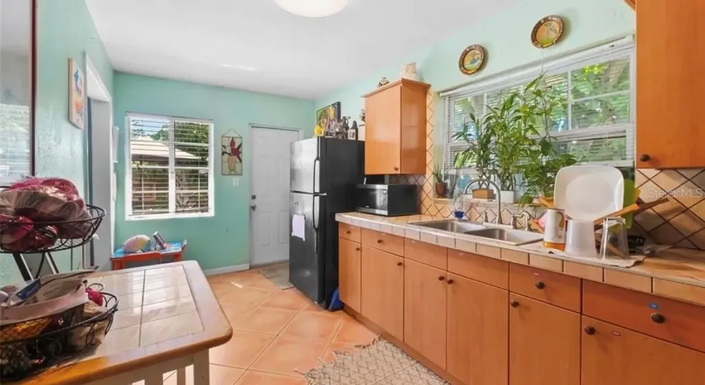 1403 52nd Street S Gulfport FL 33707