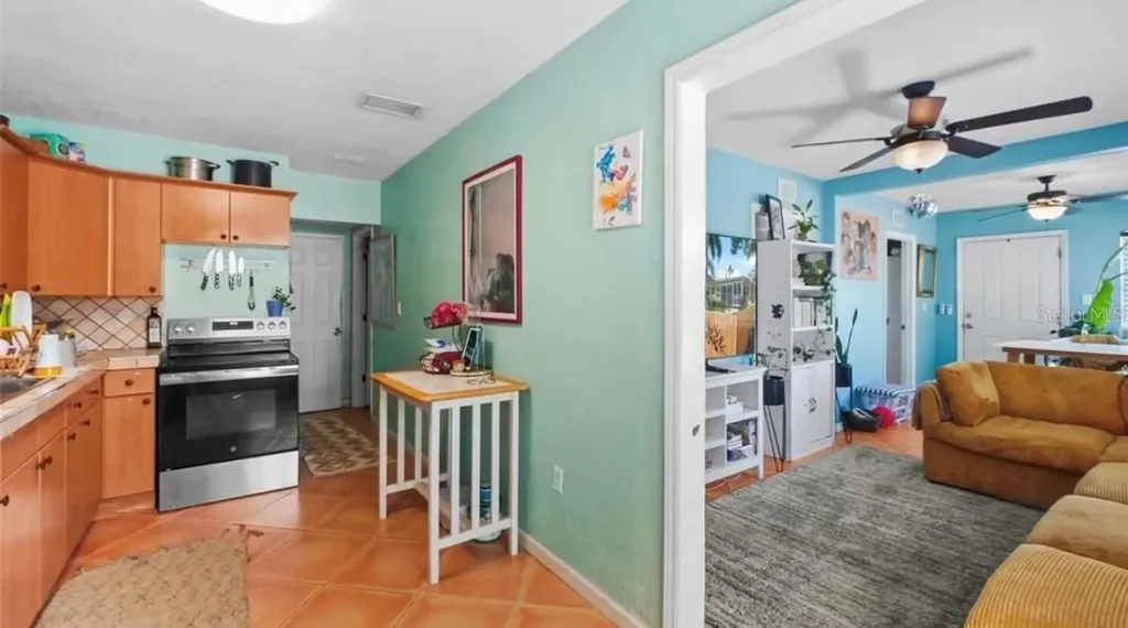 1403 52nd Street S Gulfport FL 33707