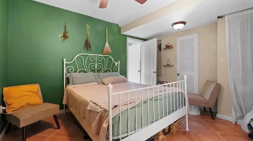 1403 52nd Street S Gulfport FL 33707