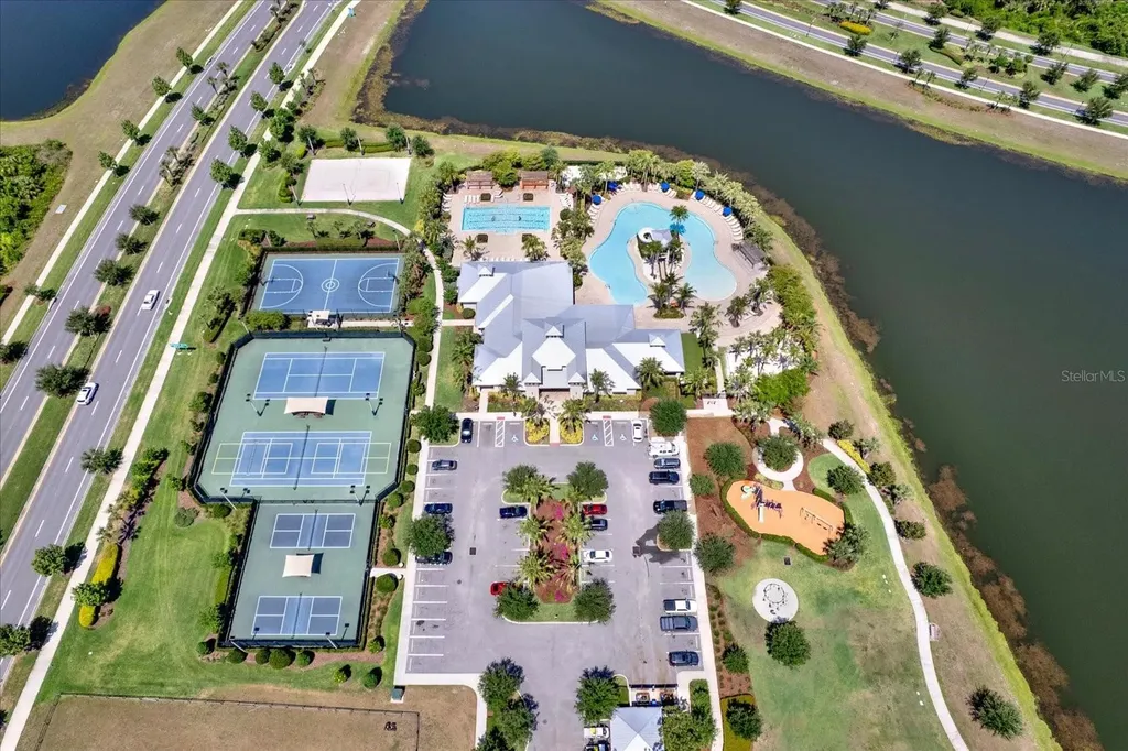 6364 Mooring Line Circle Apollo Beach FL 33572