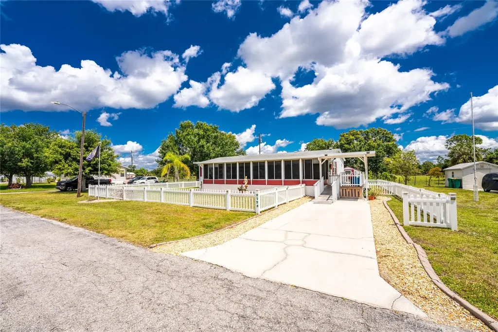 2722 Carl Avenue Punta Gorda FL 33950