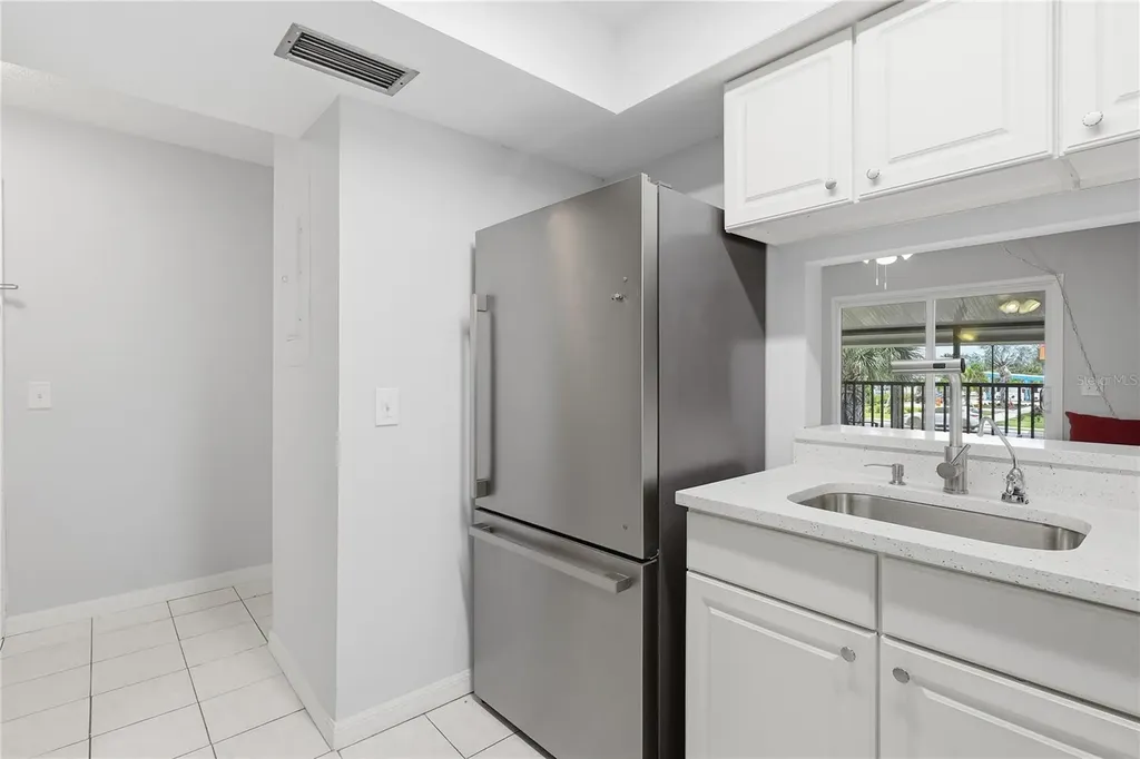 3801 N Oak Drive Tampa FL 33611